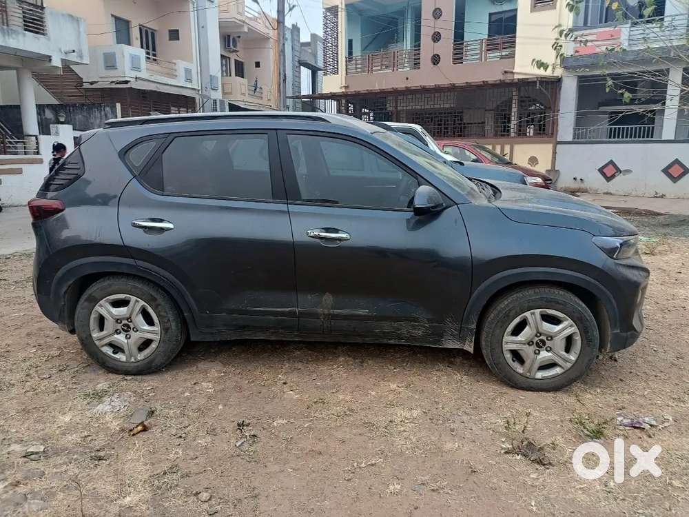 Kia Sonet 2023 Diesel 14000 Km Driven