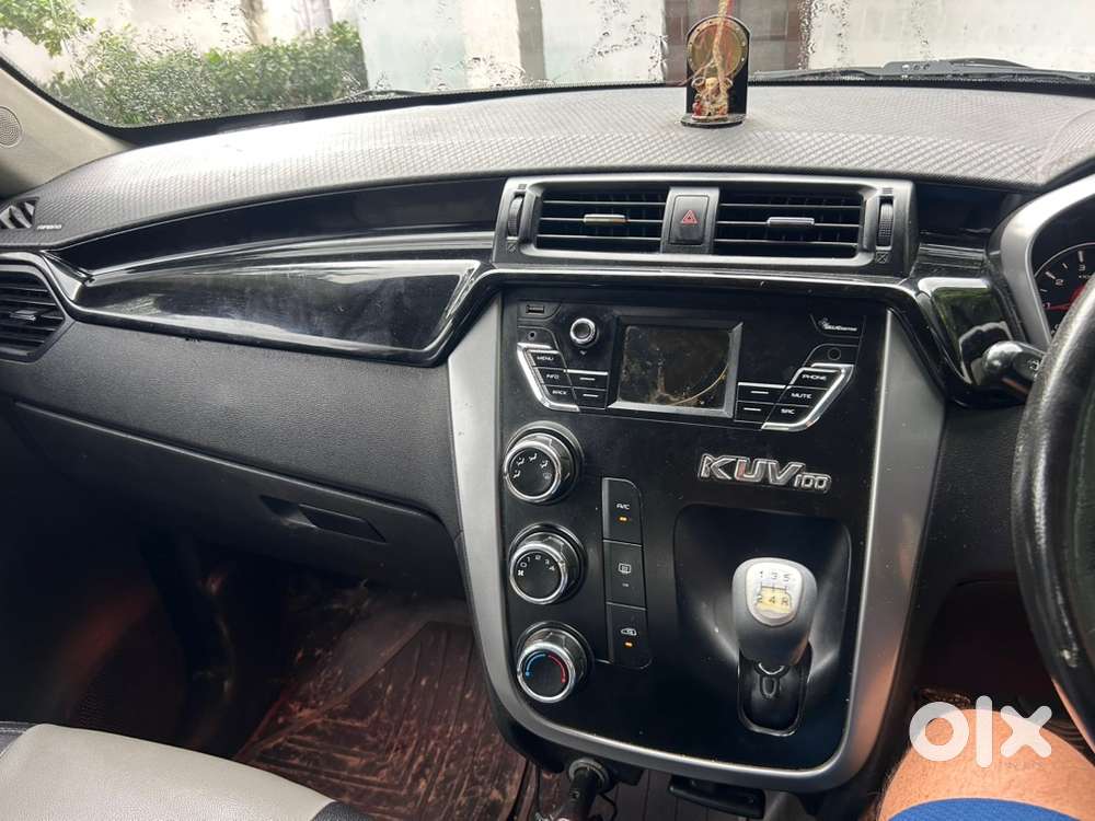 Mahindra Kuv 100 2017