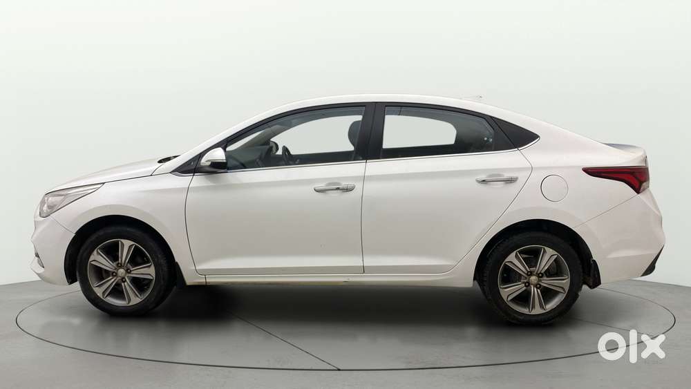 Hyundai Verna 1.6 Sx (o) Vtvt, 2019, Petrol