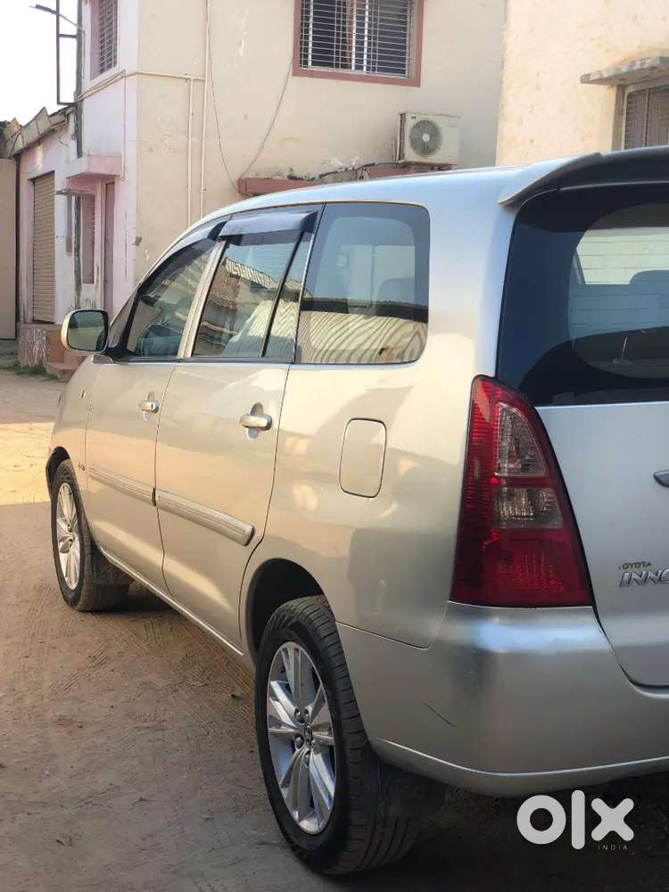 Toyota Innova Diesel 2006 Variant 7 Str