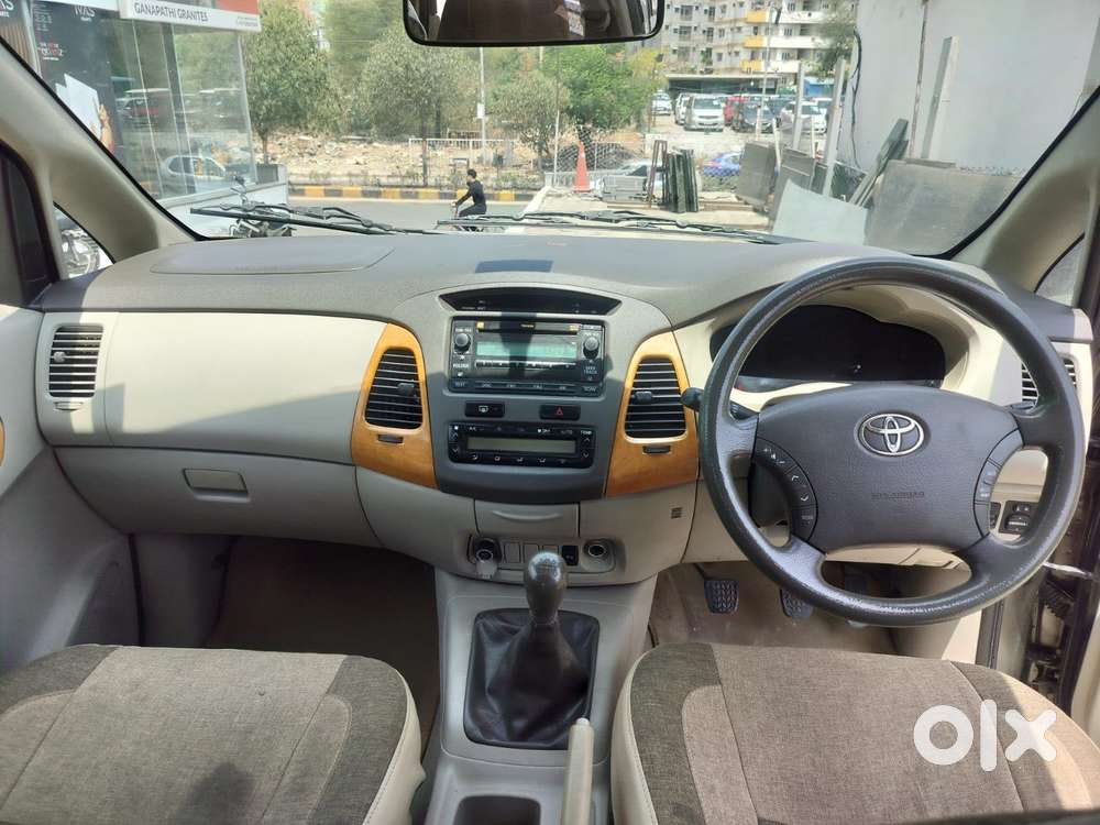 Toyota Innova 2.5 Vx 7 Str, 2010, Diesel