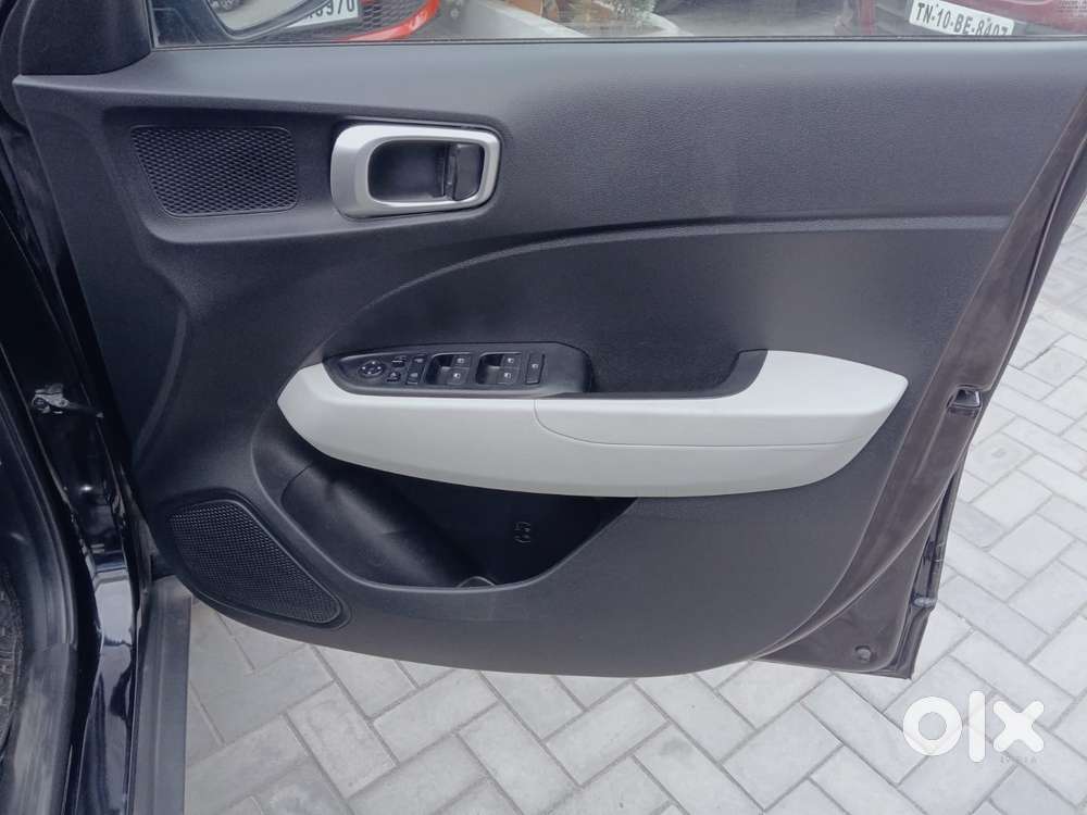 Hyundai Venue 1.5 Crdi Sx (o), 2023, Diesel
