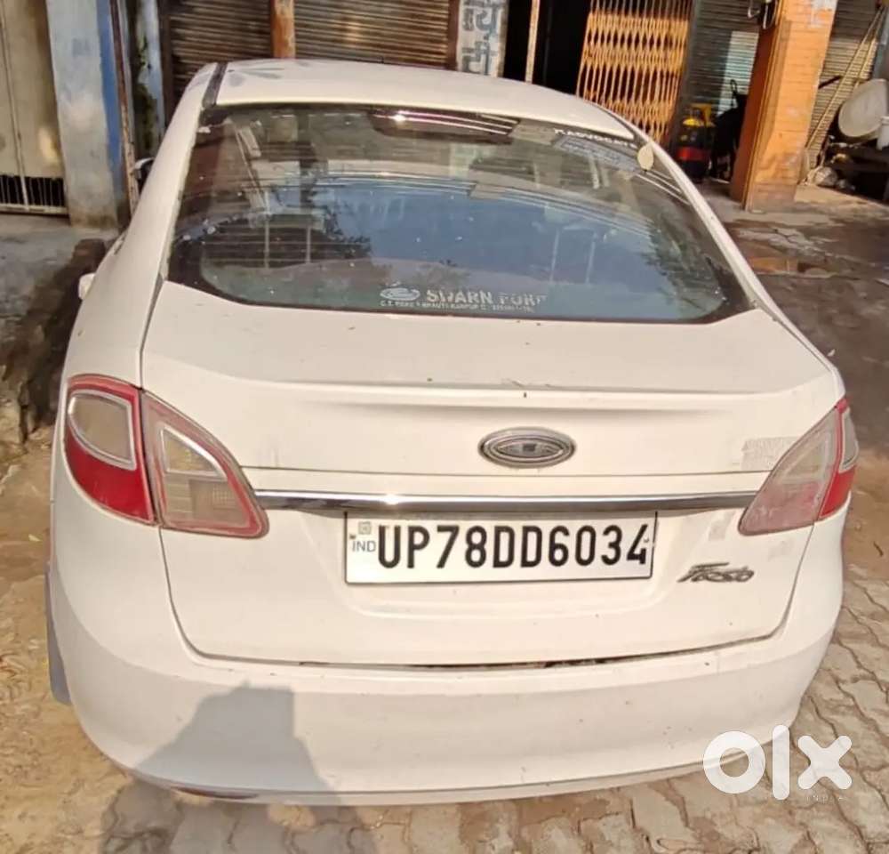 Ford Fiesta Titanium 2013