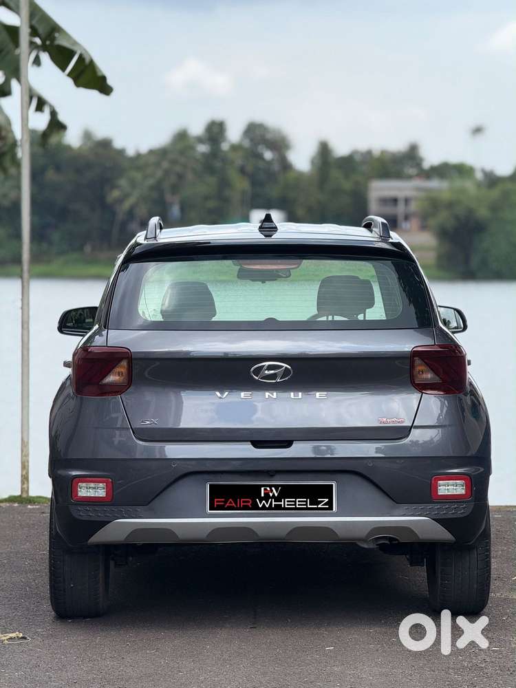 Hyundai Venue 1.0 Sx (o) Turbo Dct, 2020, Petrol