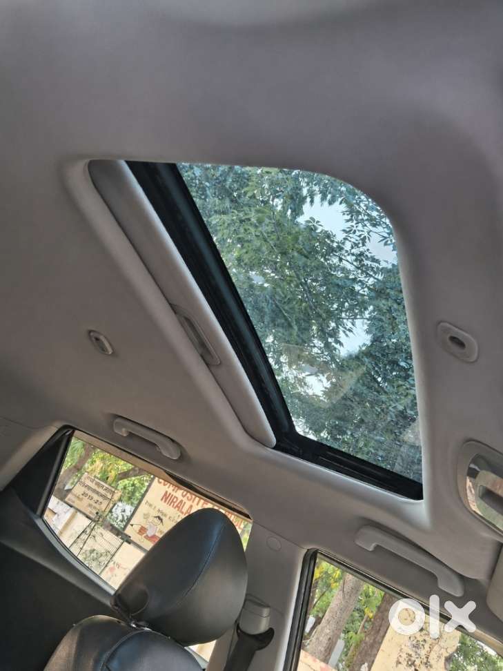 Mahindra Xuv300 W6, 2024, Petrol