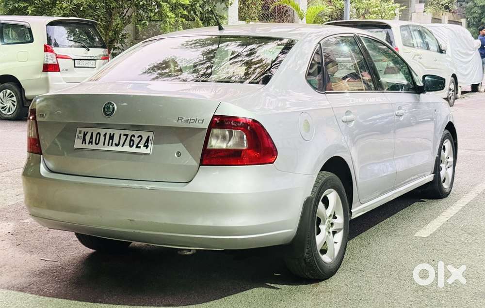 Skoda Rapid Elegance 1.6 Tdi Cr Manual, 2012, Diesel