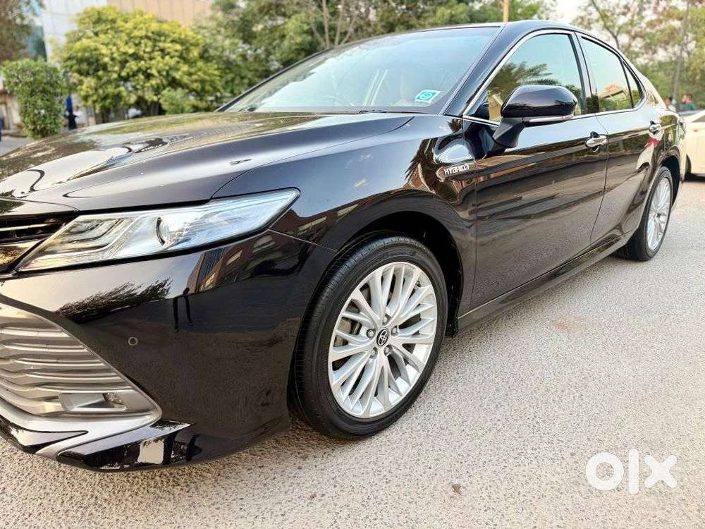 Toyota Camry Hybrid, 2020, Petrol