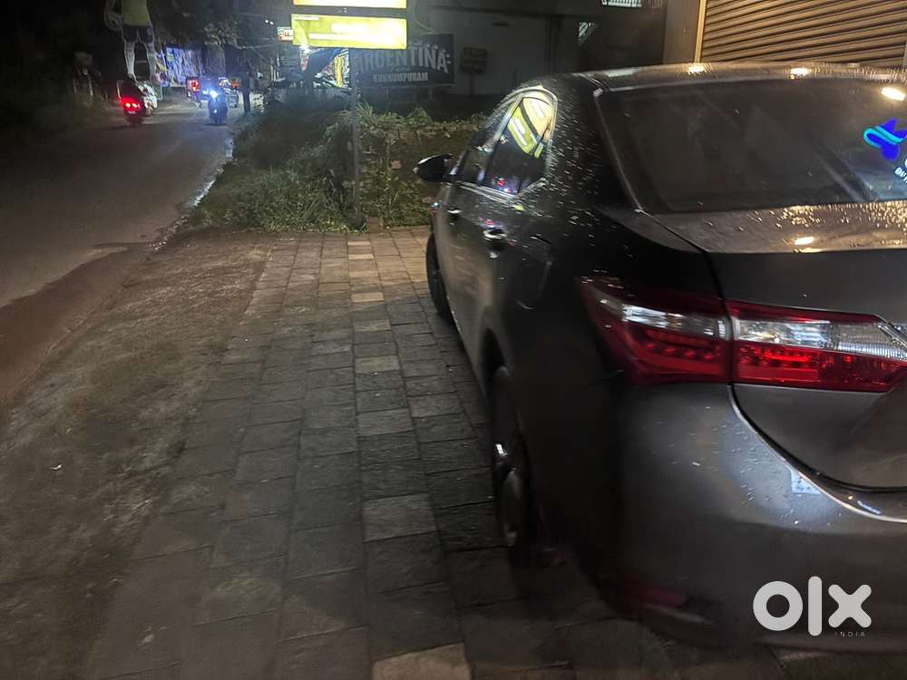 Toyota Corolla Altis 2015
