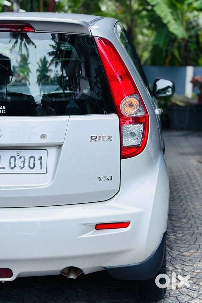 Maruti Suzuki Ritz Vxi, 2014, Petrol