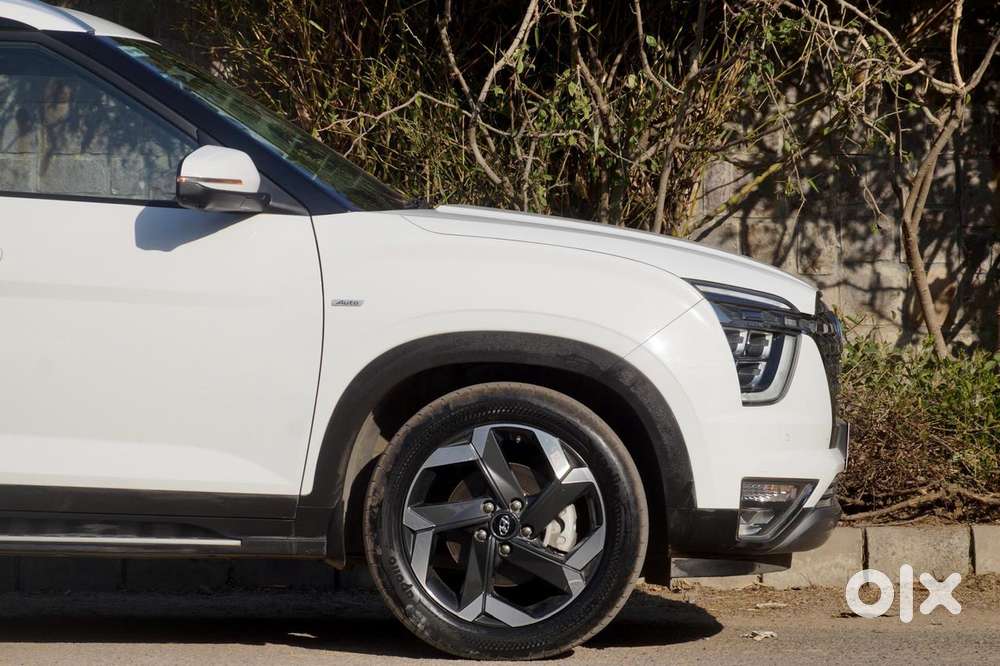 Hyundai Alcazar 2.0 Signature (o) Petrol At 7 Str, 2023, Petrol