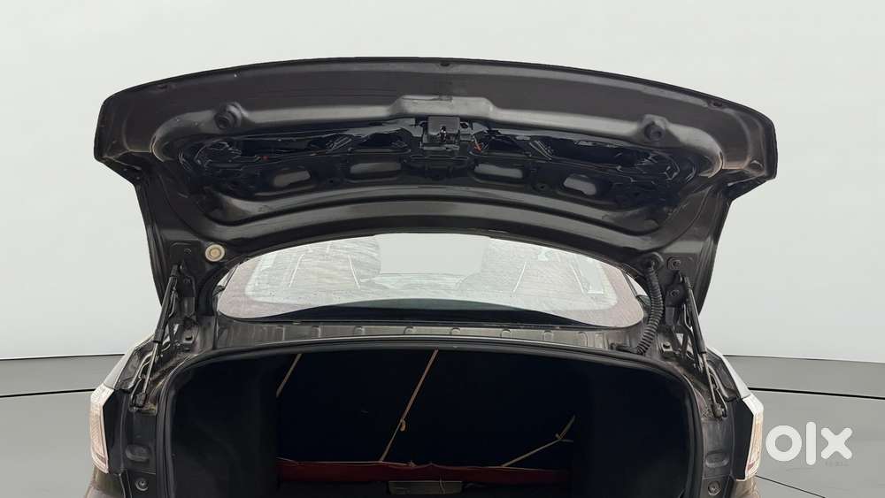 Tata Tigor Xza Plus, 2022, Petrol
