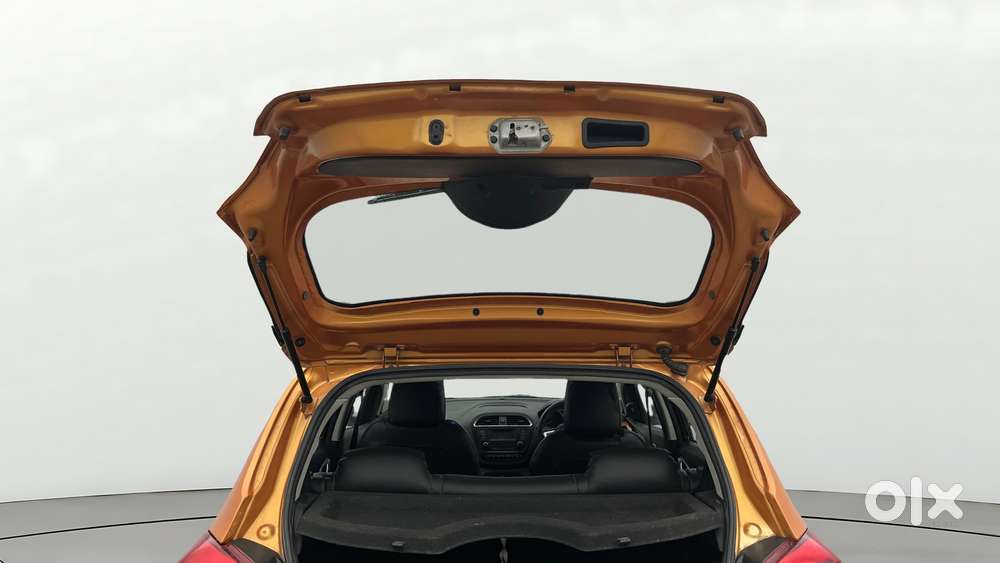 Tata Tiago 1.2 Revotron Xz, 2017, Petrol