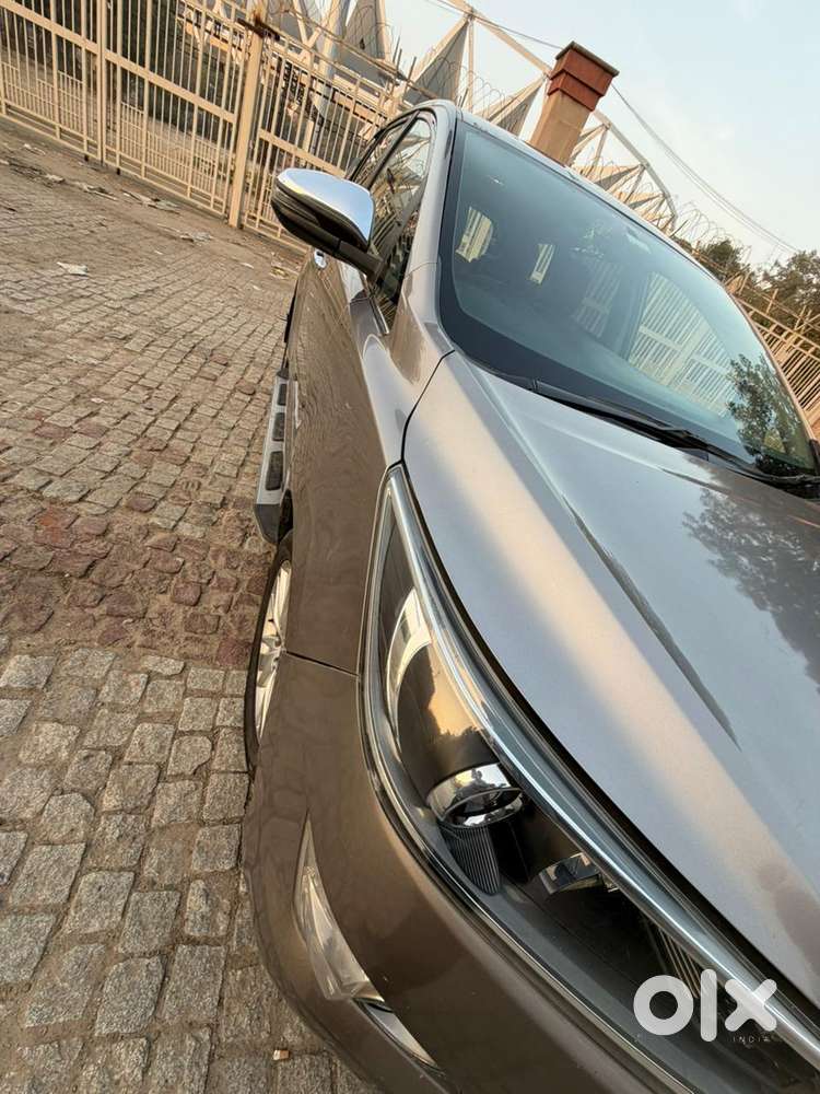 Toyota Innova Crysta 2.8 Z, 2019, Diesel