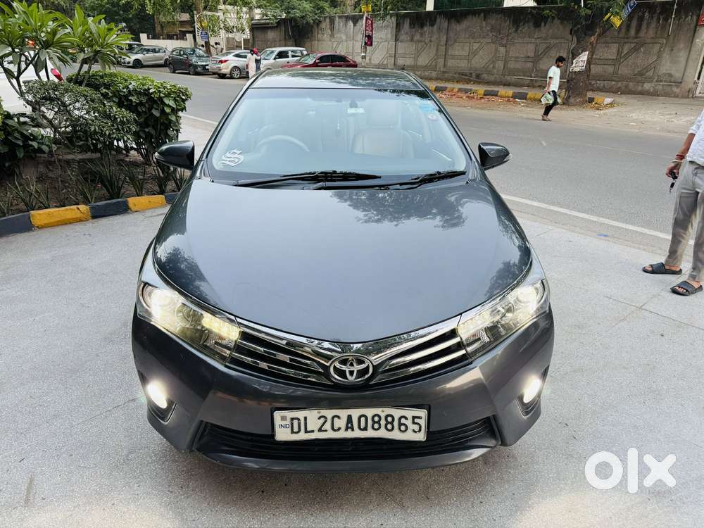 Toyota Corolla Altis 2013-2017 Vl At, 2016, Petrol