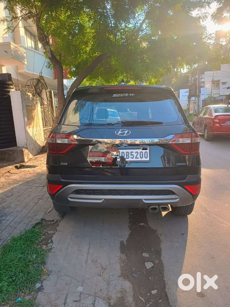Hyundai Alcazar 2.0 Signature (o) Petrol At 7 Str, 2022, Petrol