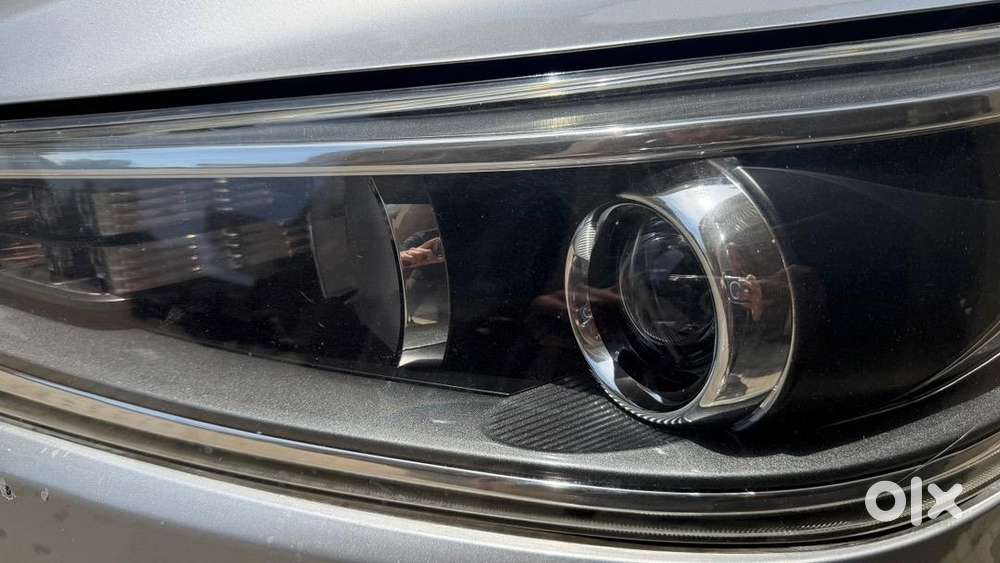 Toyota Innova Crysta 2.8 Z 1st Owner Diesel Good Condition