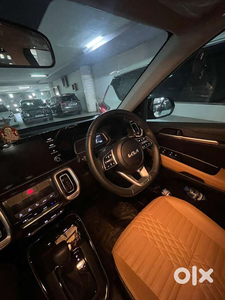 Kia Sonet Petrol Automatic 2024