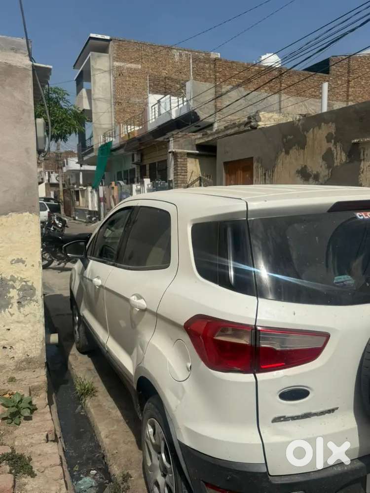 Ford Ecosport 2015 Diesel 98000 Km Driven
