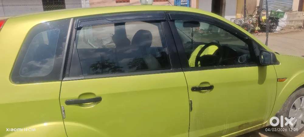 Ford Figo 2010 Petrol 40000 Km Driven