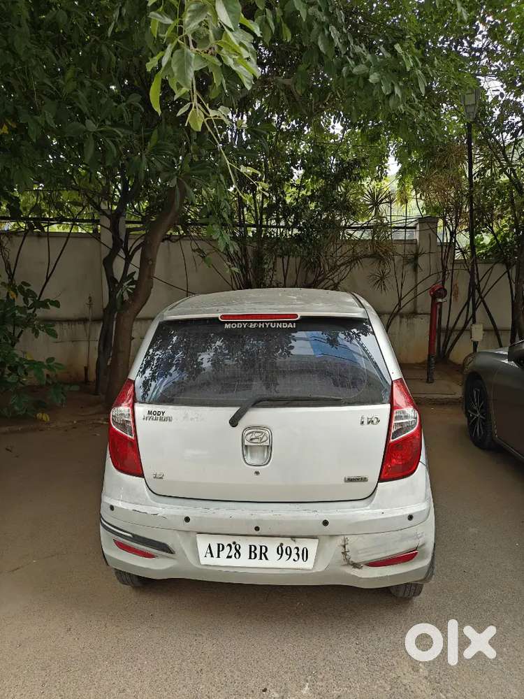 Hyundai I10 Sportz 2012 Petrol