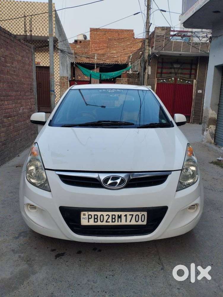 Hyundai I20 Magna Optional 1.2, 2010, Petrol