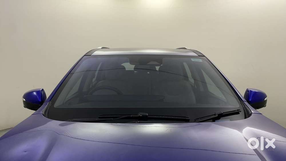 Mahindra Xuv700 2.0 Ax 7 Petrol At Luxury Pack Str, 2022, Petrol