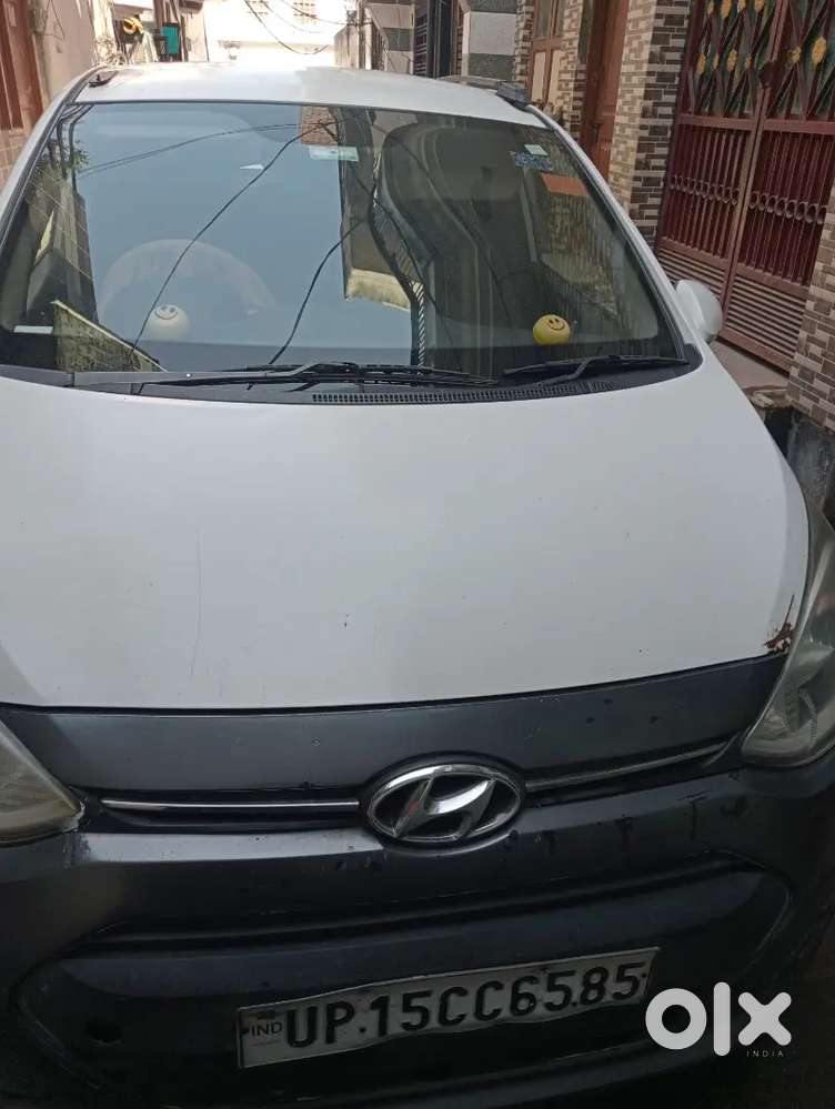 One Hand Chali Car Hai