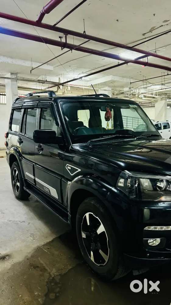 Mahindra Scorpio Classic 2023 Oct Diesel Well Maintained