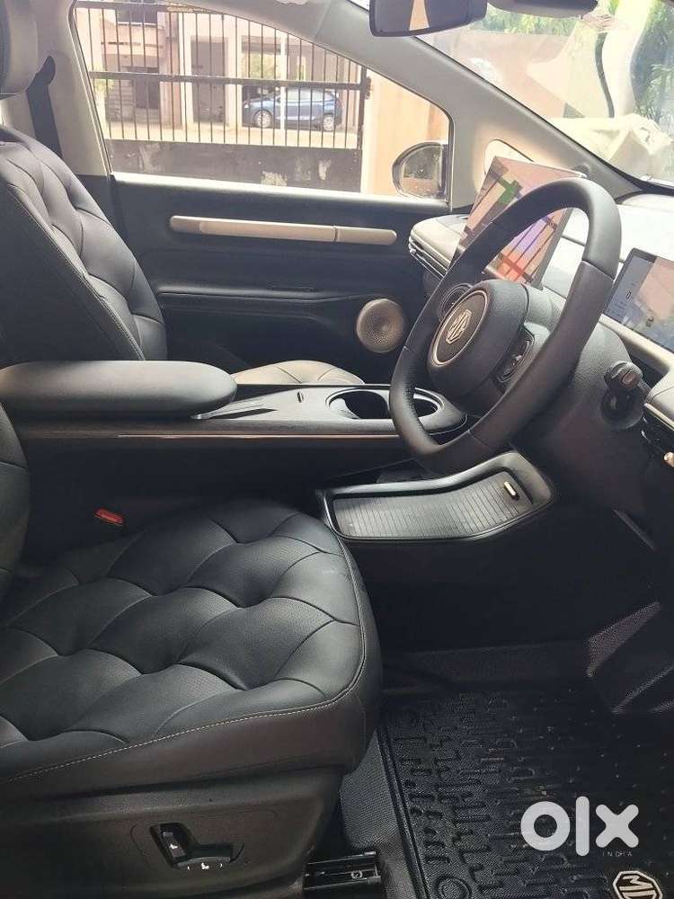 Mg Windsor Ev Essence, 2025, Electric