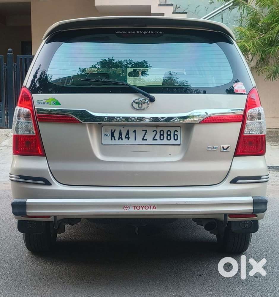 Toyota Innova 2.5 Vx (diesel) 8 Seater Bs Iv, 2013, Diesel
