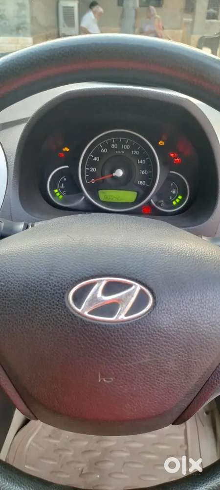 Hyundai Eon 2011 Petrol Well Maintained