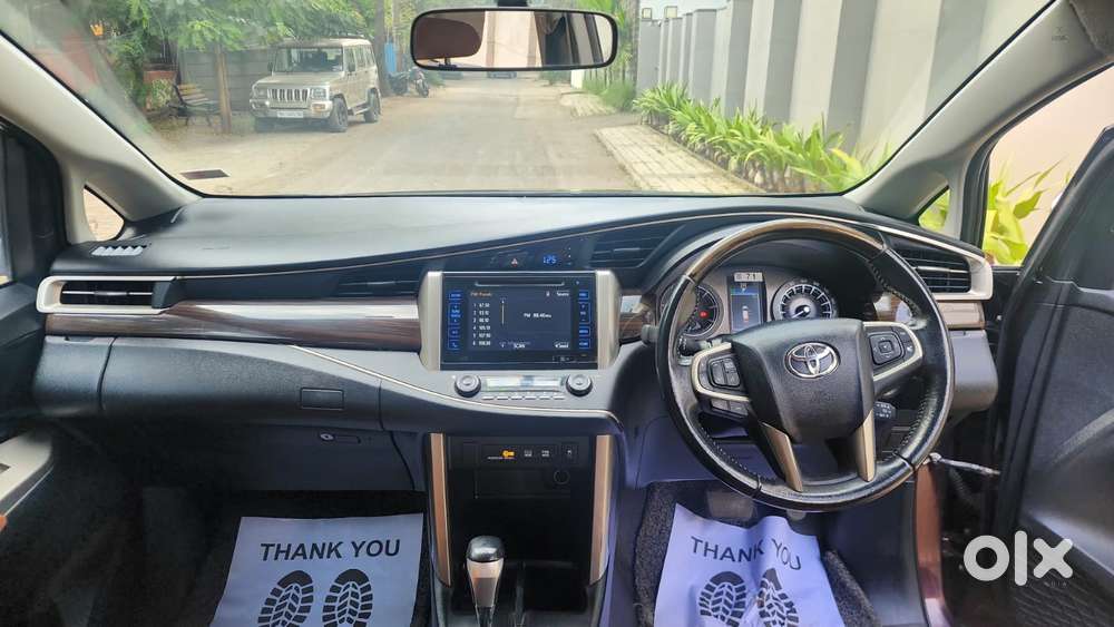 Toyota Innova Crysta 2.8z Automatic, 2016, Diesel