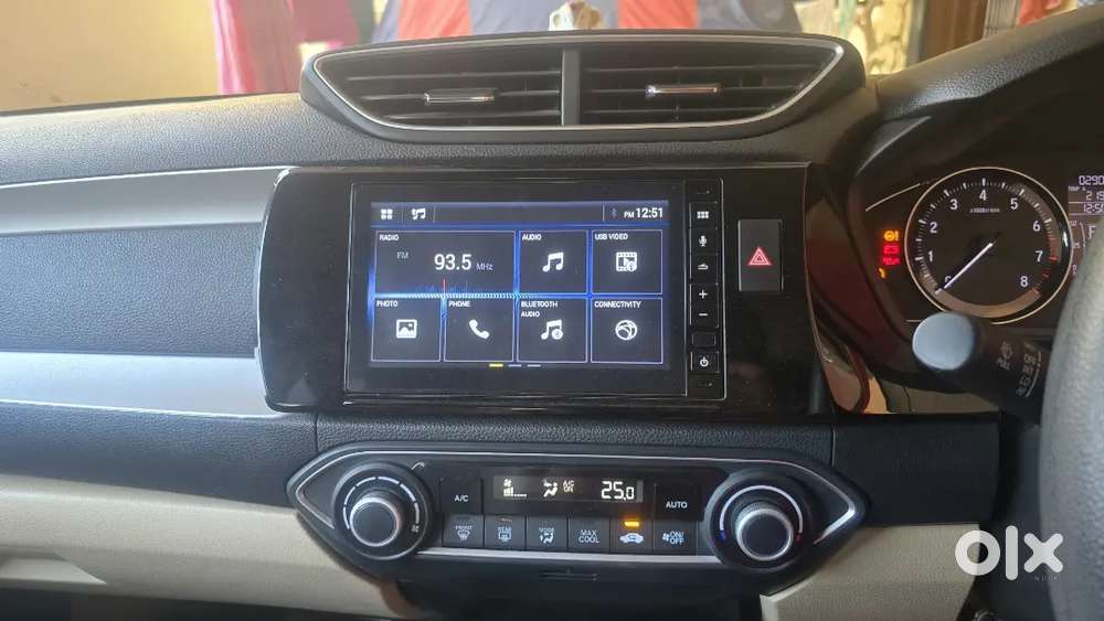 2024 Honda Amaze Vx Cvt (top)  7-year Warranty