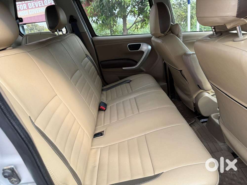 Mahindra Tuv 300 Mhawk100 T8, 2017, Diesel