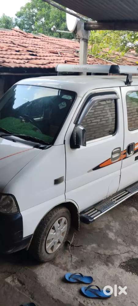 Maruti Suzuki Eeco 2017 Cng & Hybrids 109000 Km Driven