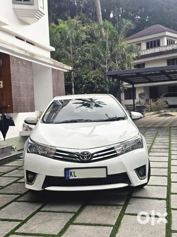 Toyota Corolla Altis 2015 Diesel 119000 Km Driven Manual