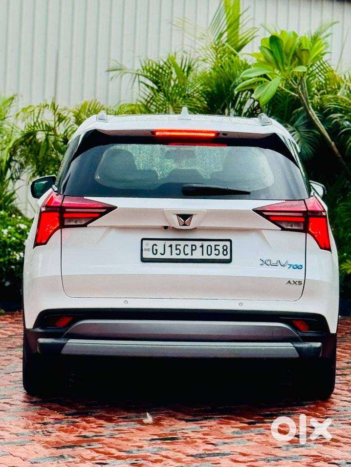 Mahindra Xuv700 2.2 Ax 5 Diesel At 7 Str, 2023, Diesel