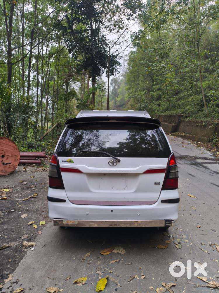 Toyota Innova 2.5 G (diesel) 8 Seater, 2014, Diesel