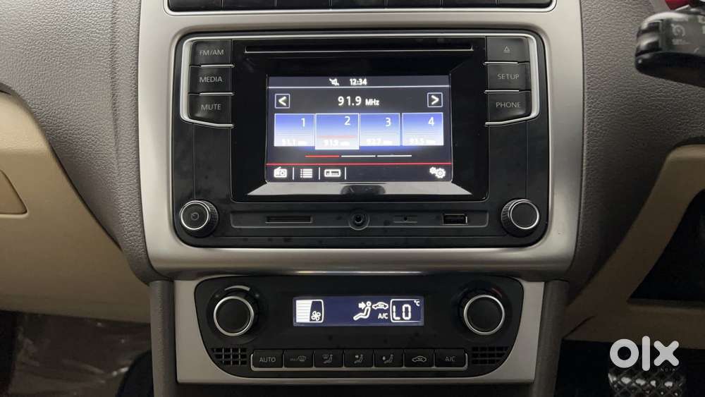 Volkswagen Vento 2010-2013 Petrol Highline, 2016, Petrol