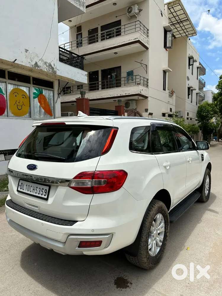 Ford Endeavor 2.2l Automatic 4x2 Trend Line