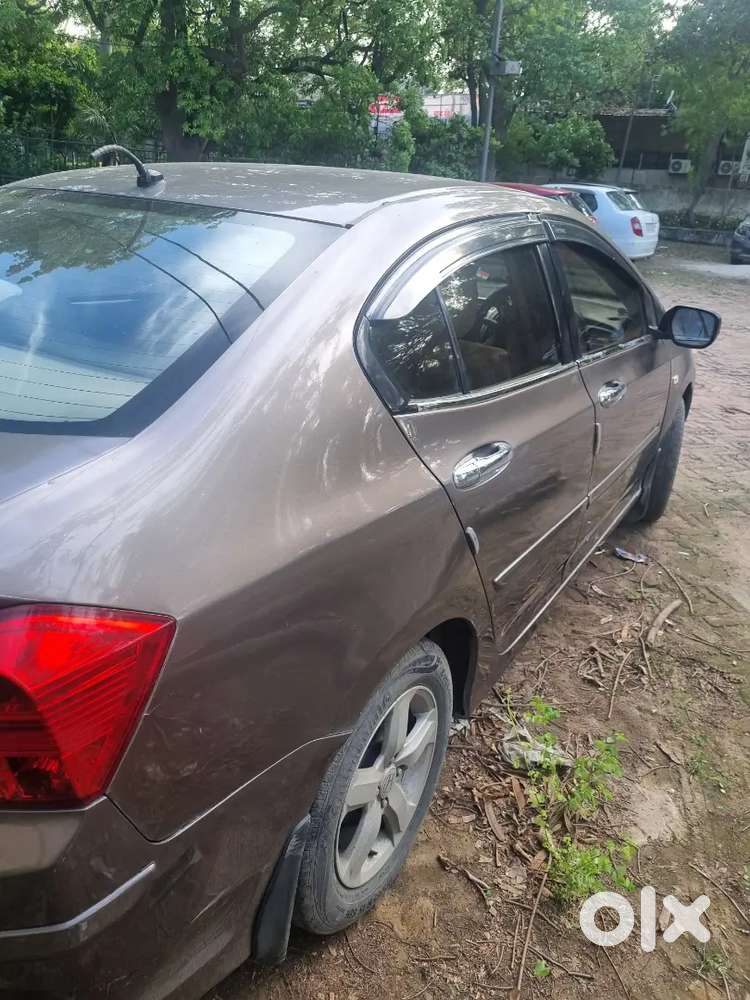 Honda City Zx 2012 Cng & Hybrids 82000 Km Driven