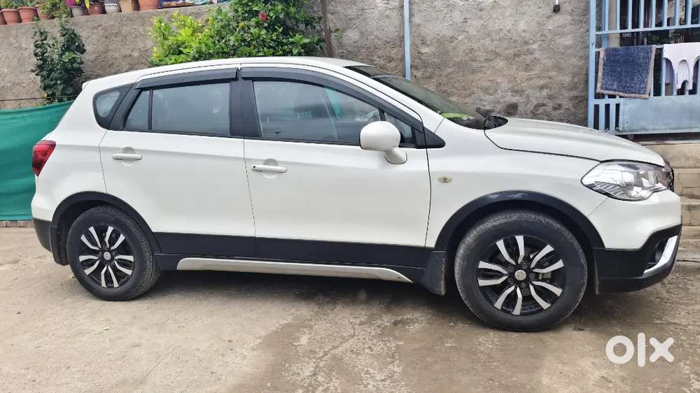 S-cross Smart Hybrid