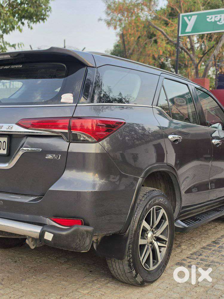 Toyota Fortuner 3.0 4x2 Automatic, 2017, Diesel