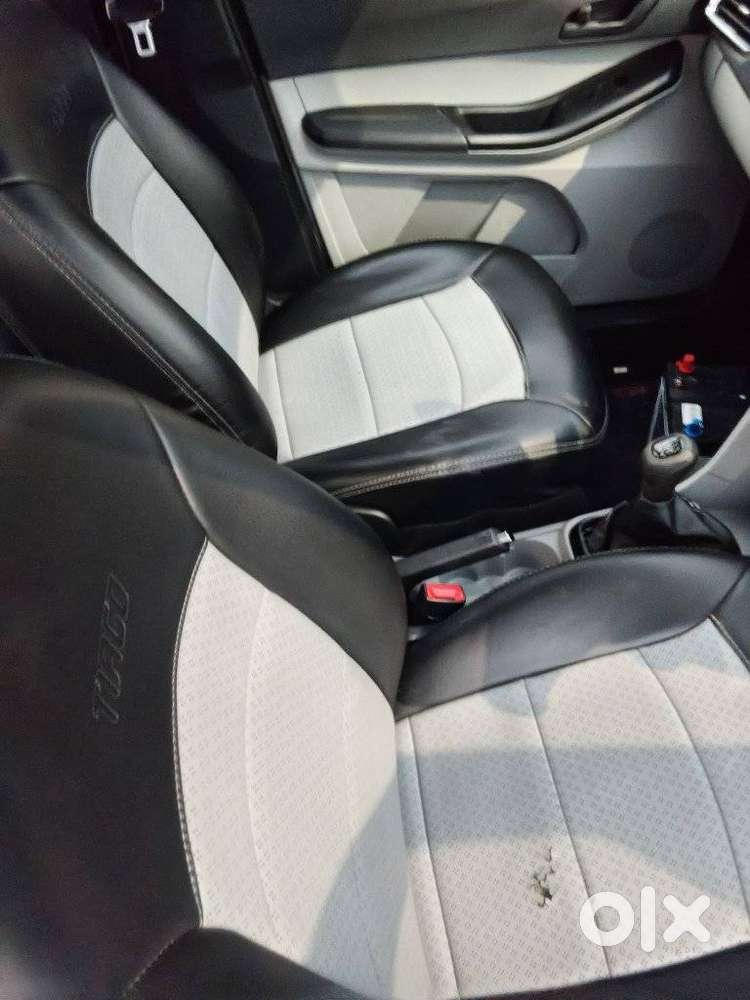 Tata Tiago 1.2 Revotron Xt (o), 2021, Petrol