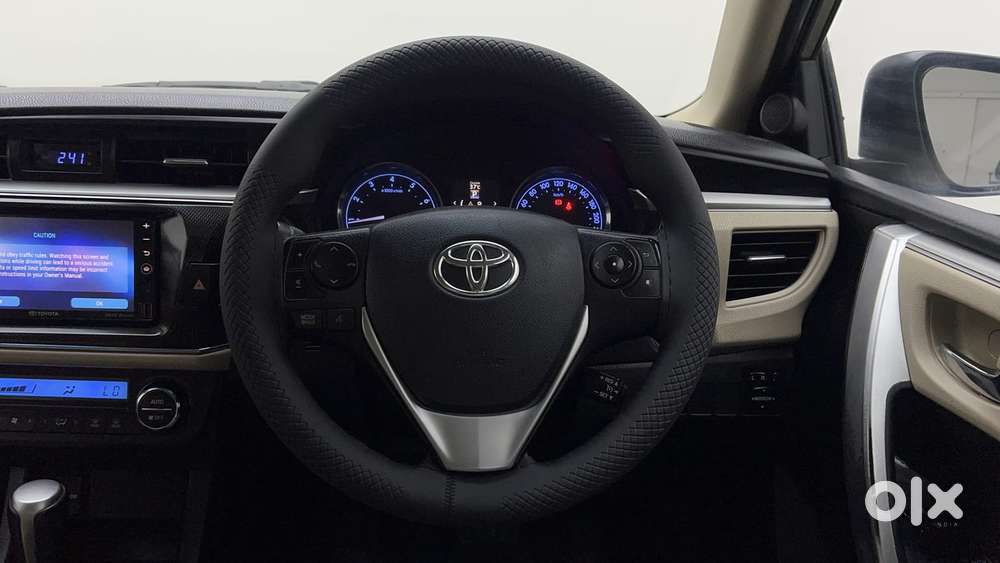 Toyota Corolla Altis 2013-2017 Vl At, 2016, Petrol