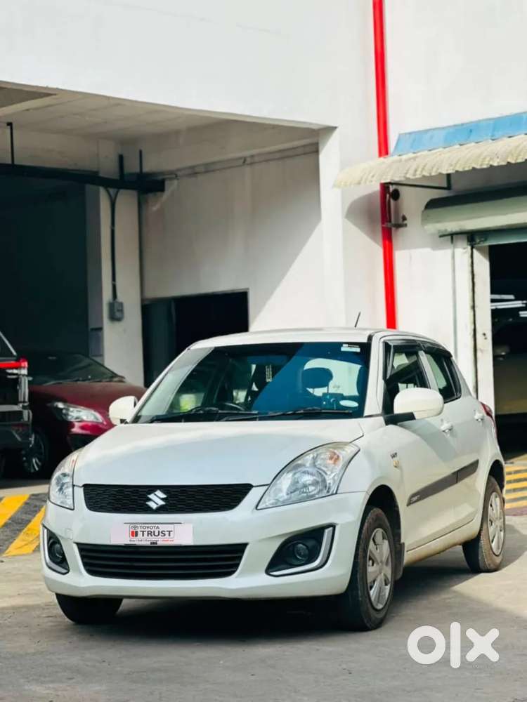 Maruti Suzuki Swift Lxi Optional-o, 2017, Petrol