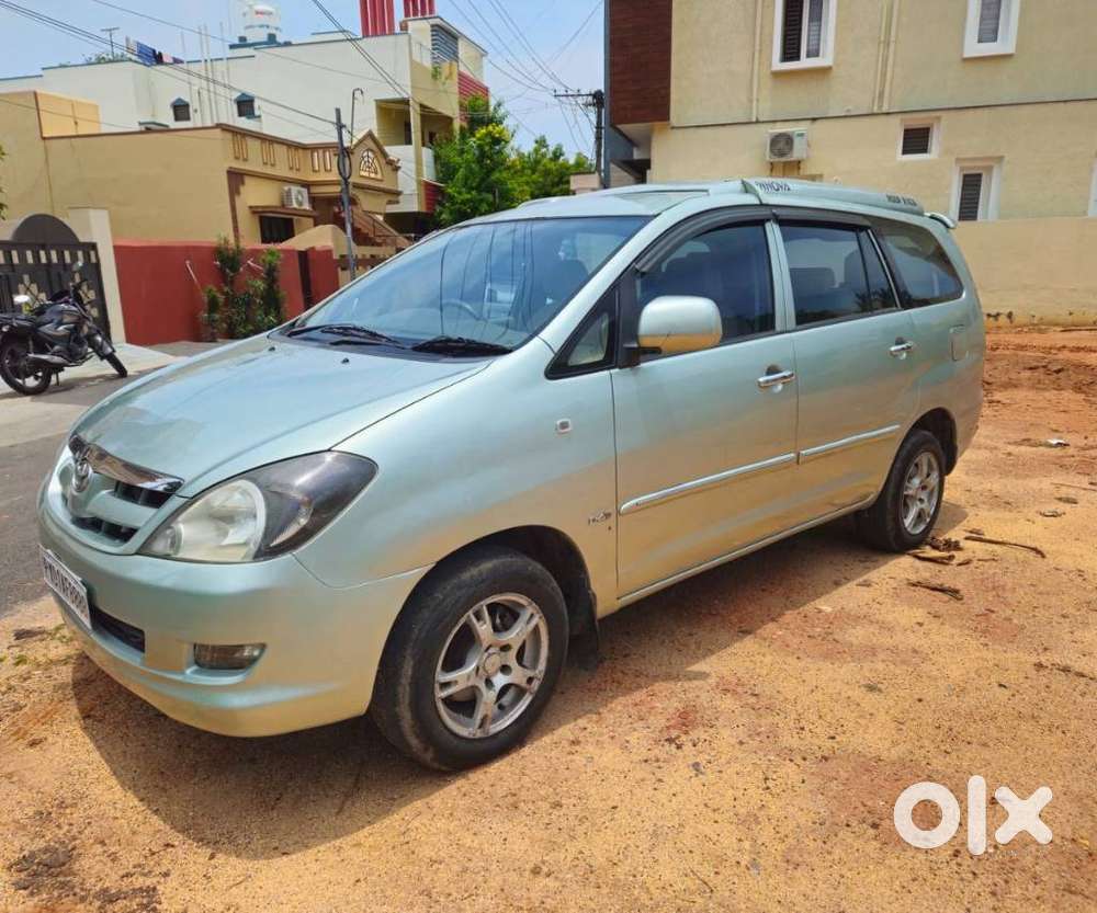 Toyota Innova 2.5 G (diesel) 8 Seater, 2006, Diesel