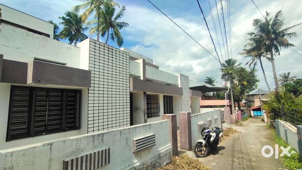 3BHK in Ambalamukku