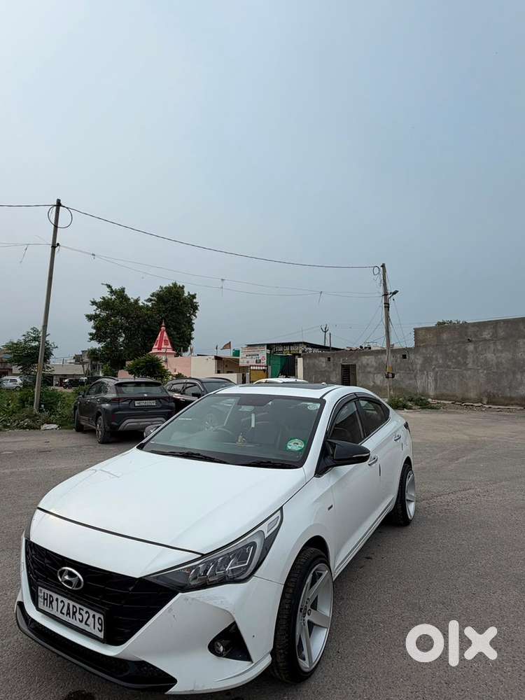 Hyundai Fluidic Verna 2022