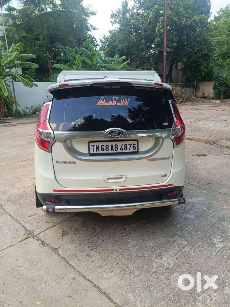 Mahindra Marazzo M2, 2019, Petrol